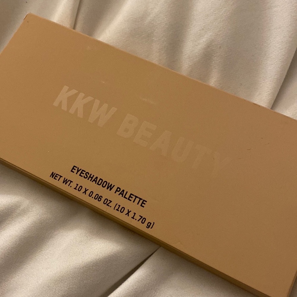 DISCONTINUED BRAND NEW; KKW BEAUTY EYE SHADOW PALETTE